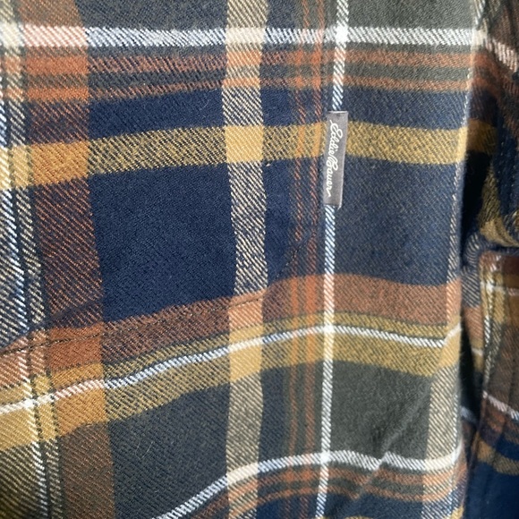 Eddie Bauer Men's Bristol Flannel - Picture 9 of 9